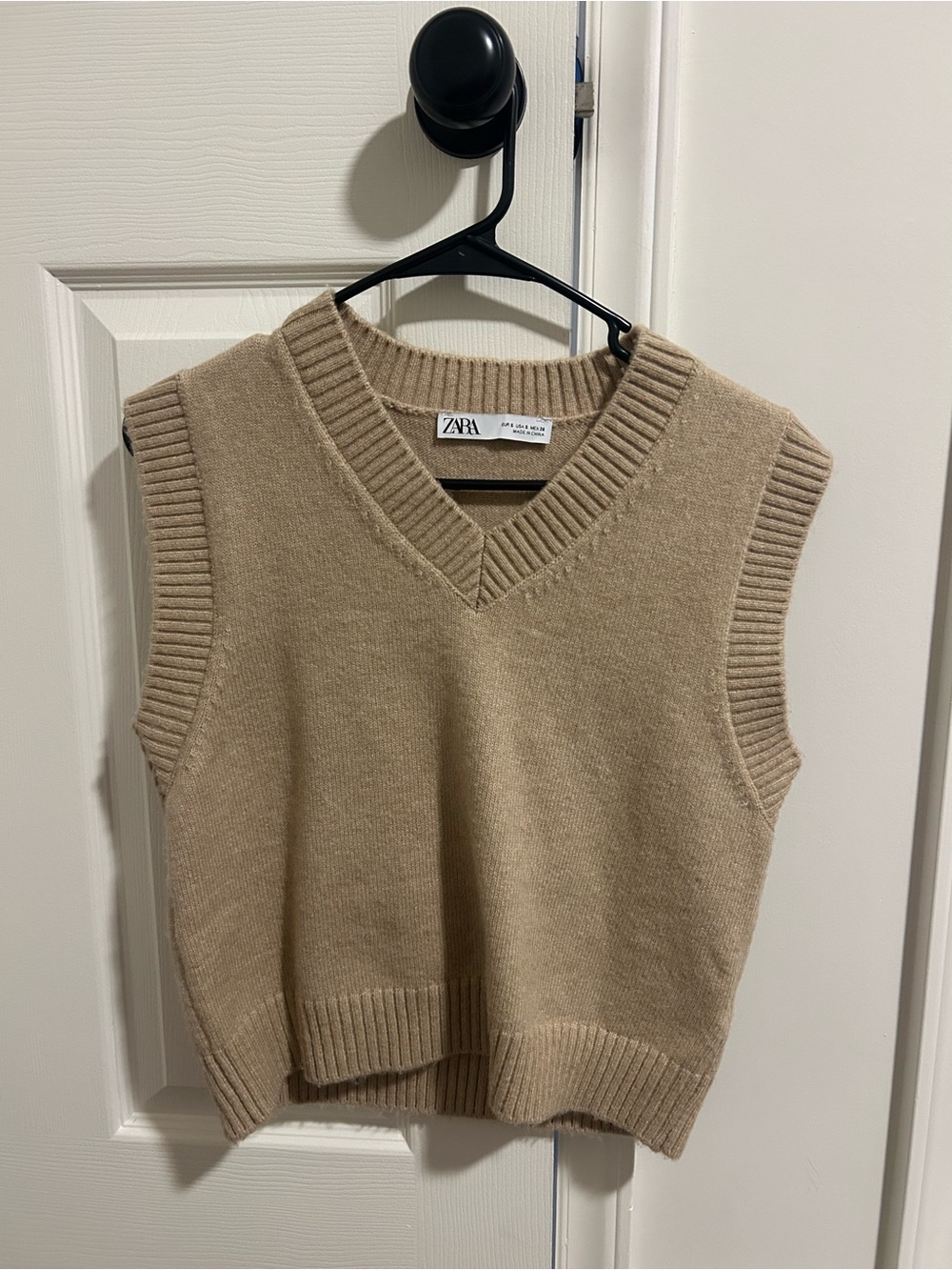 Zara Beige V-Neck Knit Sweater Vest